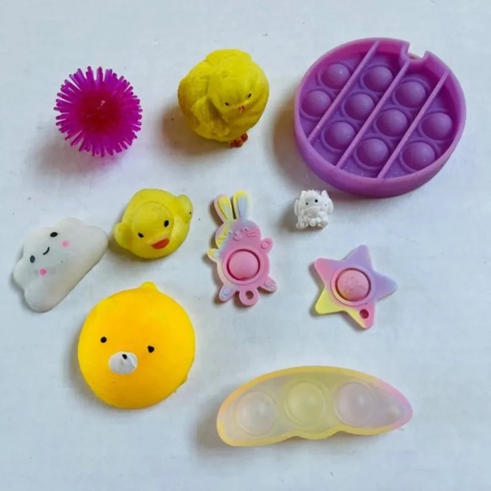 Assorted Rubber Kids Toy Bright Color Pink Yellow Chick Star Bunny Rabbit Moon